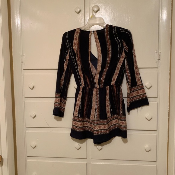 Charlotte Russe Blouse - Picture 3 of 3